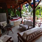 Otel Mavera 3*