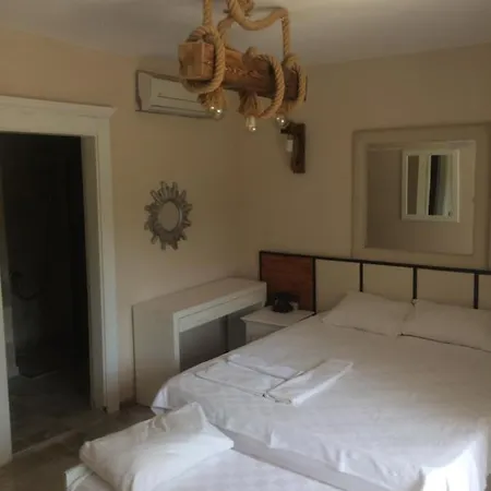 Mavera Hotel 3*