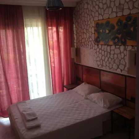 Hotel Mavera 3*